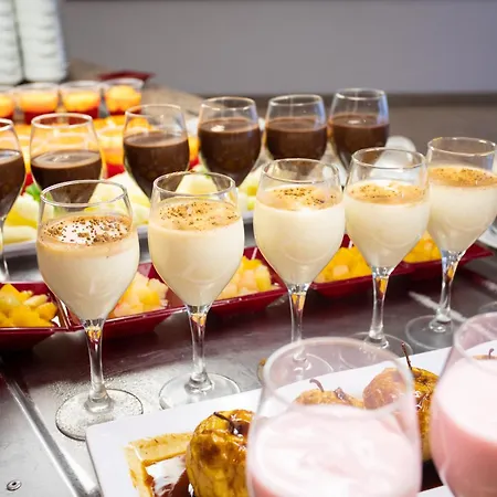 Globales Costa Tropical Hotel 3*