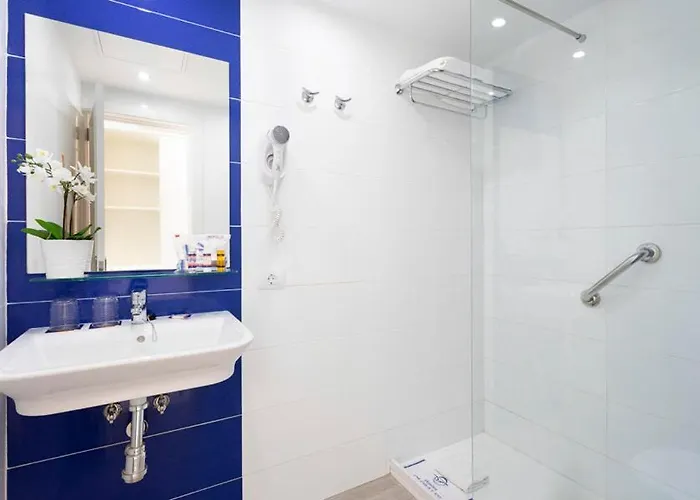 Hotel Globales Costa Tropical 3*