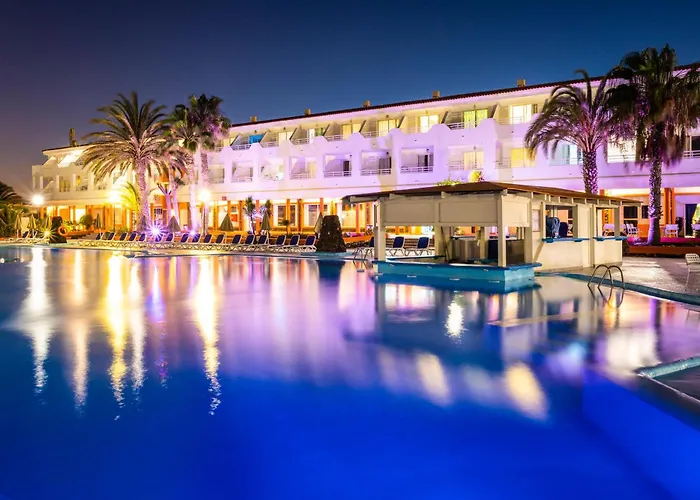 Globales Costa Tropical Hotel 3*