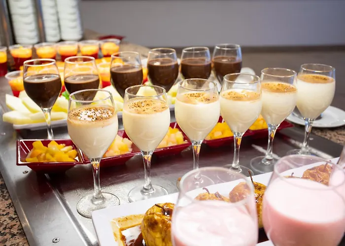 Globales Costa Tropical Hotel 3*